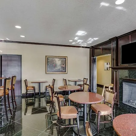 Quality Inn & Suites Slidell 