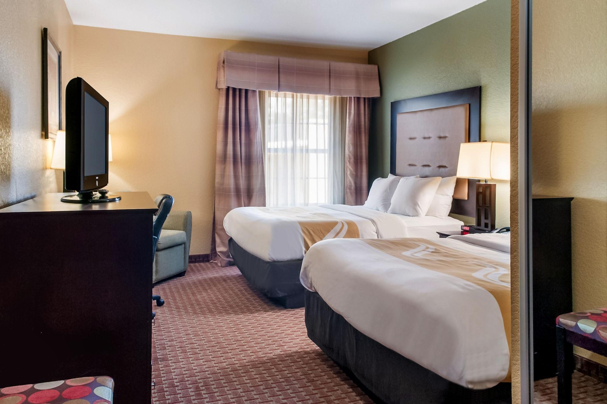 Quality & Hotel 3*