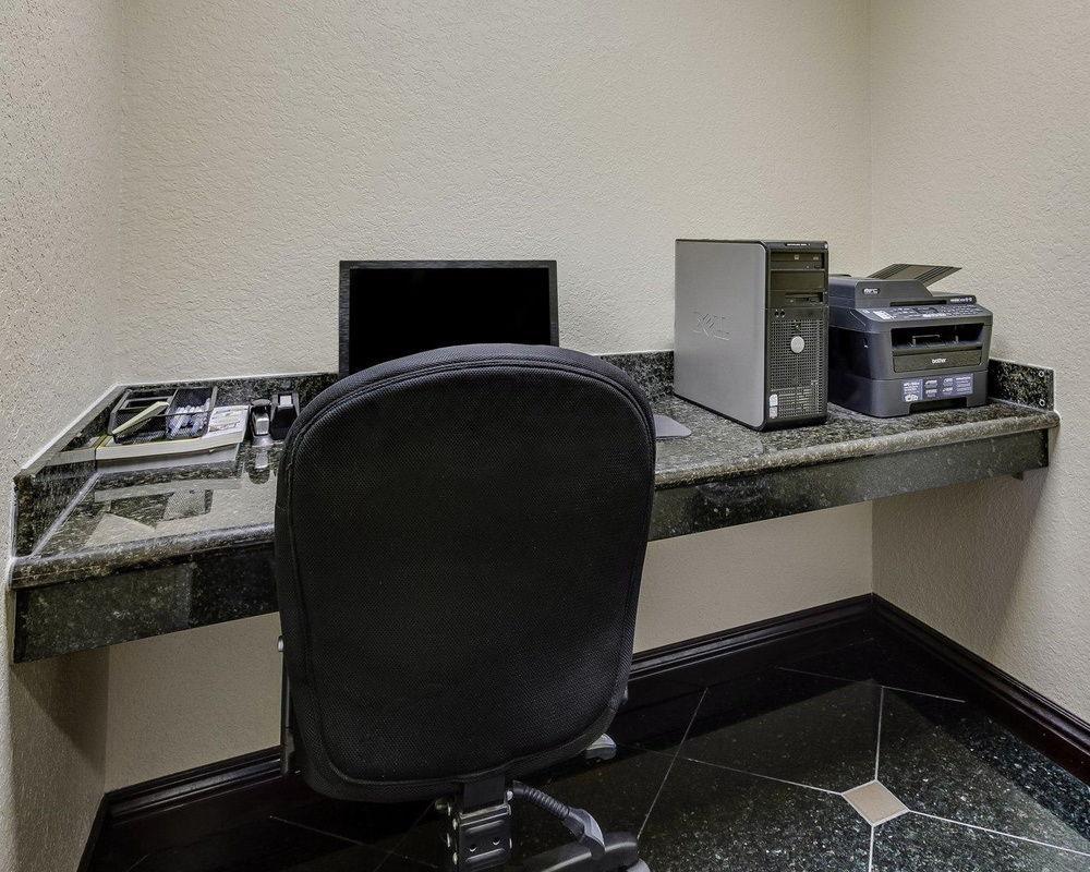 Hotel Quality & Slidell